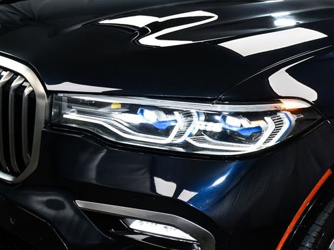 Used 2020 BMW X7 M50i AWD/4WD image 92