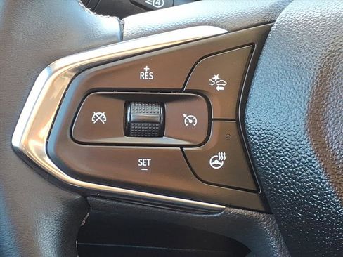 Certified 2024 Chevrolet Trax ACTIV w/ Sunroof Package image 16