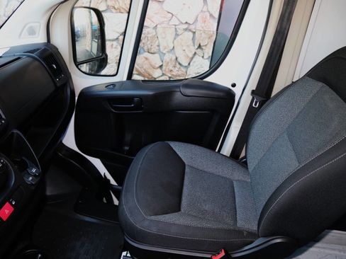 Used 2019 RAM ProMaster 1500 image 16