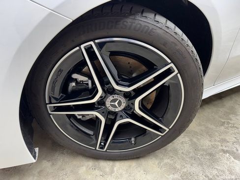 Used 2025 Mercedes-Benz CLA 250 4MATIC image 29