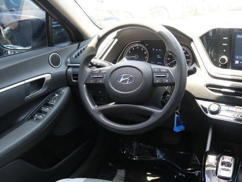 Used 2021 Hyundai Sonata SE FWD image 11