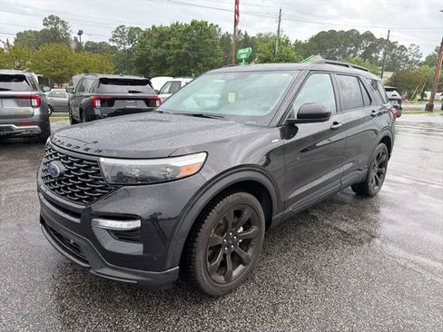 Used 2023 Ford Explorer ST-Line w/ Class IV Trailer Tow Package RWD image 3