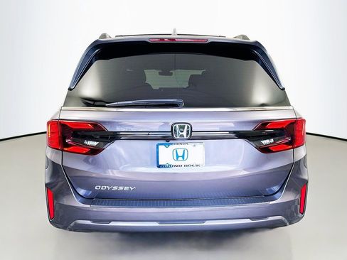 Certified 2026 Honda Odyssey EX-L image 6