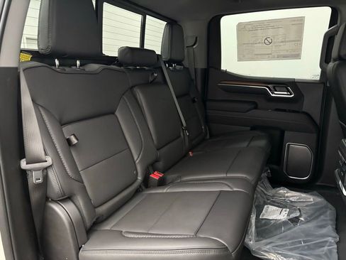 New 2026 GMC Sierra 1500 Denali w/ Denali Reserve Package image 39