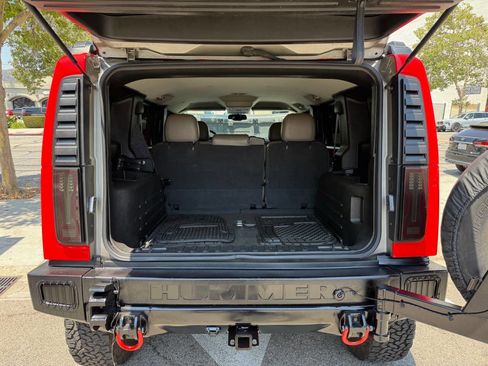 Used 2005 HUMMER H2 image 49