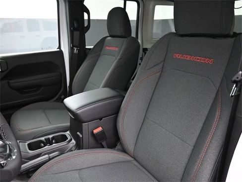 New 2026 Jeep Wrangler Unlimited Rubicon w/ Steel Bumper Group image 13