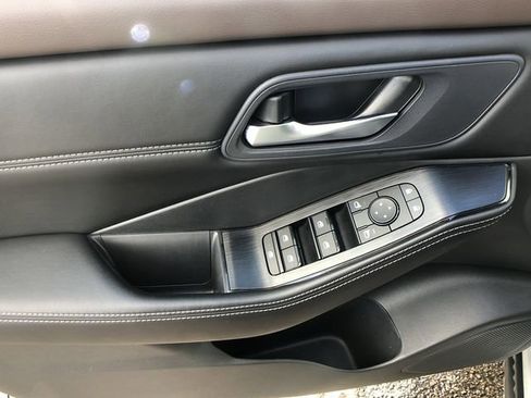 Certified 2023 Nissan Rogue SV w/ SV Premium Package image 13