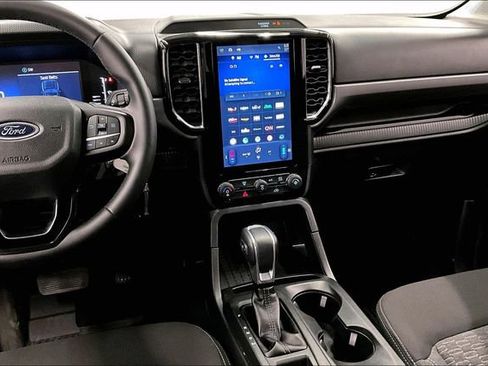 Used 2024 Ford Ranger XLT w/ Trailer Tow Package image 7