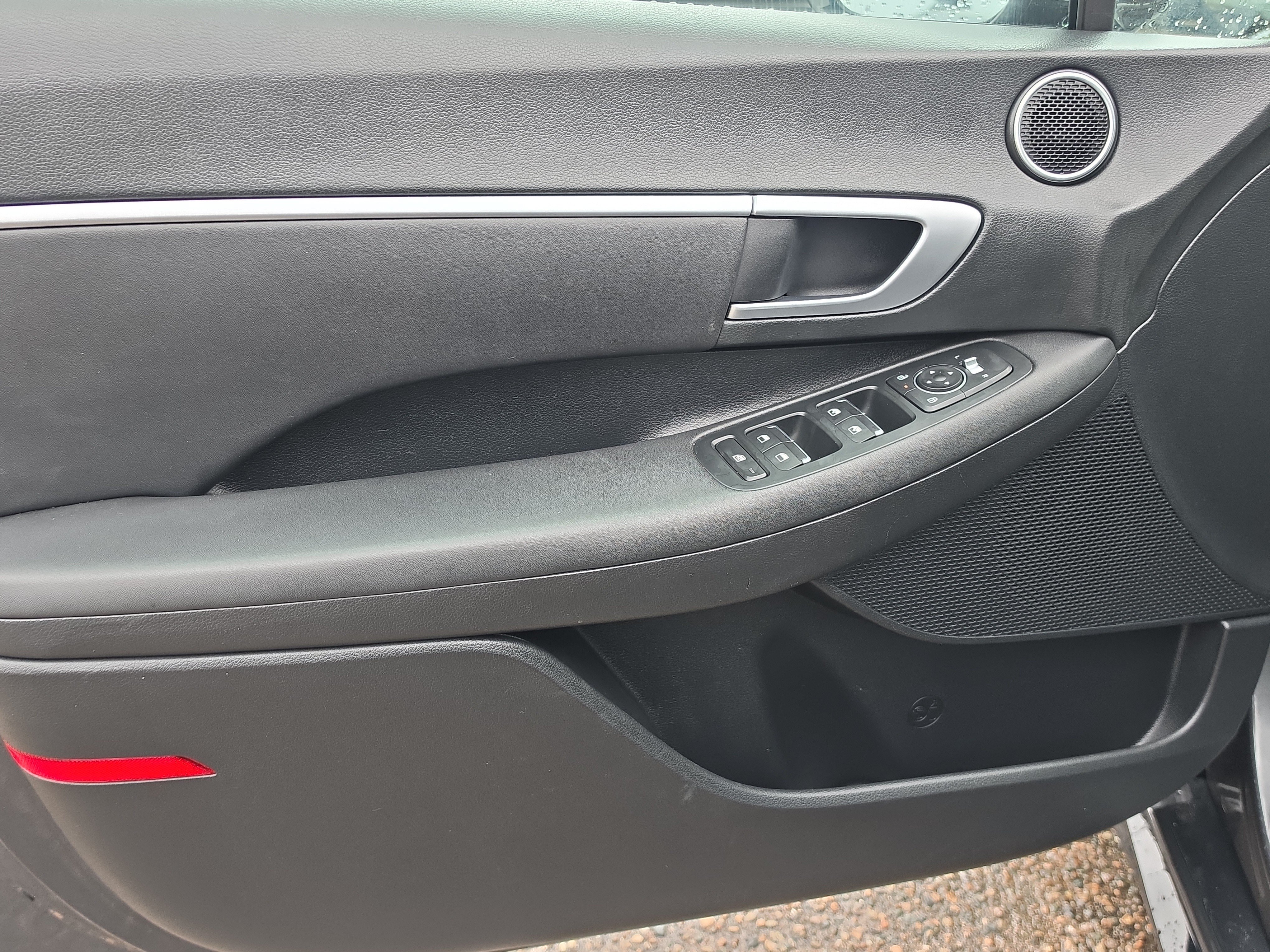 Used 2025 Hyundai Sonata SEL FWD image 17