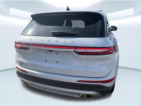 Used 2026 Lincoln Corsair Premiere FWD image 13