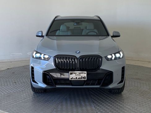 New 2026 BMW X5 xDrive50e image 6