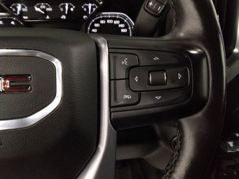 Used 2022 GMC Sierra 2500 SLT w/ SLT Convenience Package image 13
