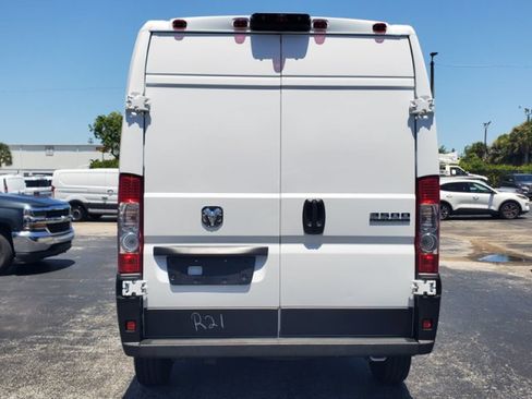 Used 2025 RAM ProMaster 3500 w/ Convenience Group FWD image 6