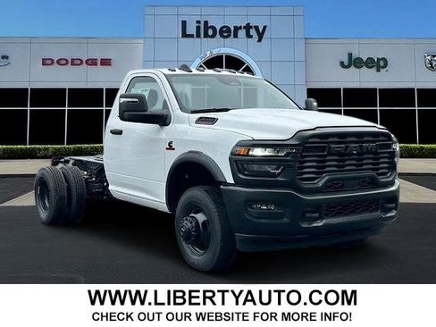 New 2025 RAM 3500 Tradesman image 2