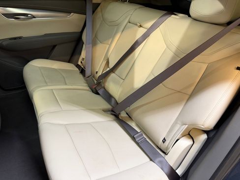 Used 2020 Cadillac XT5 Premium Luxury FWD image 42