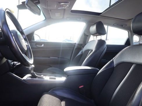 Used 2019 Kia Optima S w/ S Panoramic Sunroof Package image 15