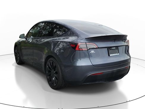 Used 2022 Tesla Model Y Performance AWD/4WD image 4