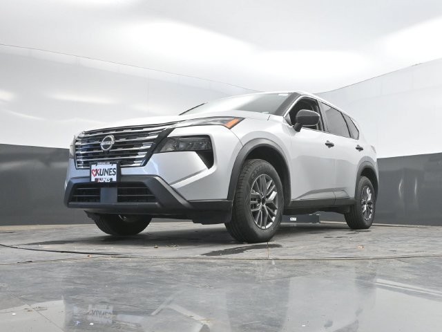 Used 2024 Nissan Rogue S AWD/4WD image 48