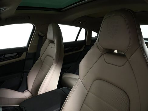New 2026 Porsche Panamera image 5