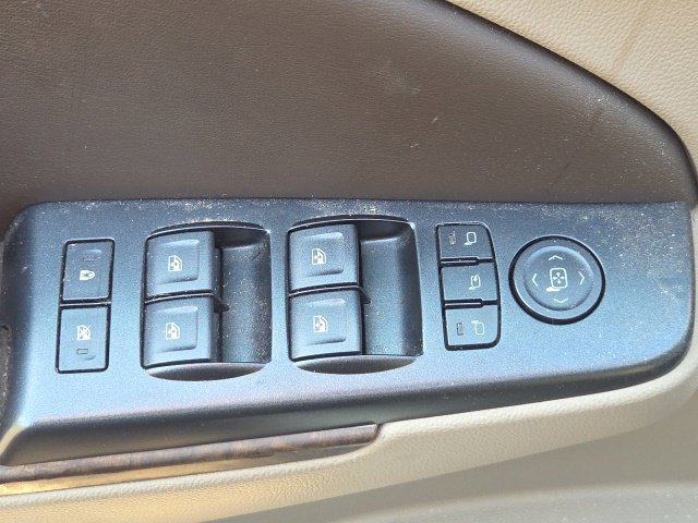 Used 2015 Chevrolet Tahoe LT w/ Luxury Package AWD/4WD image 24