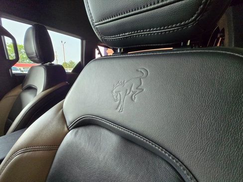 Used 2023 Ford Bronco Wildtrak image 26