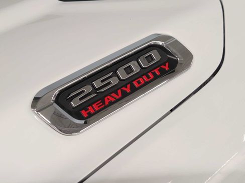 Used 2024 RAM 2500 Big Horn AWD/4WD image 10