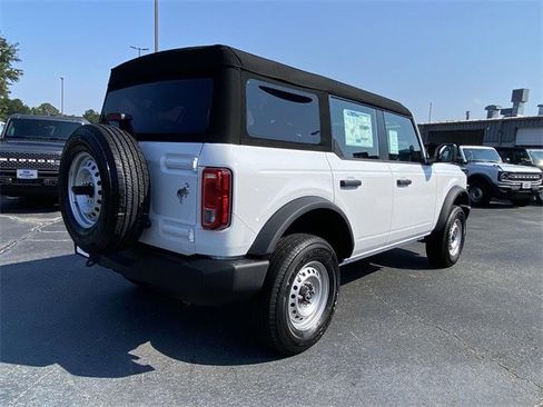 New 2025 Ford Bronco 4-Door image 23