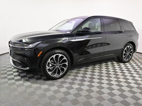 New 2026 Lincoln Nautilus Reserve AWD/4WD image 2