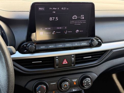 Used 2024 Kia Forte LXS image 23