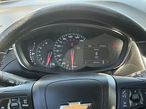 Used 2022 Chevrolet Trax LT w/ Premium Seat Package AWD/4WD image 10