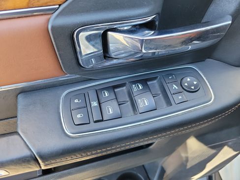 Used 2017 RAM 1500 Laramie Longhorn image 20