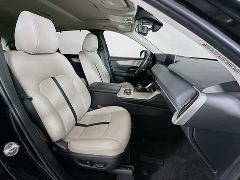 Used 2024 MAZDA CX-90 Plug-In Hybrid w/ Preferred image 33