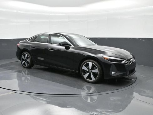 Used 2025 Audi A5 2.0T Premium Plus w/ Premium Plus AWD/4WD image 4