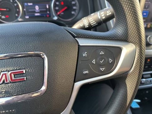 Used 2023 GMC Acadia SLE w/ Driver Convenience Package AWD/4WD image 25