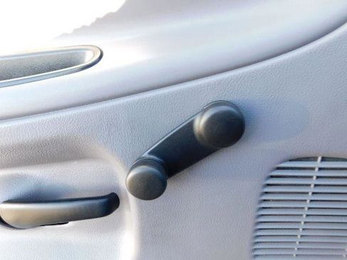 Used 2001 Dodge Ram 1500 Truck 4x4 Regular Cab image 13