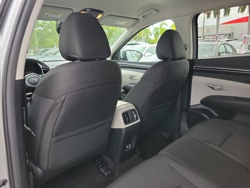Certified 2024 Hyundai Tucson SEL FWD image 9