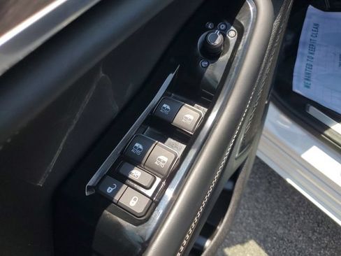 Certified 2023 Jeep Grand Cherokee Overland AWD/4WD image 25
