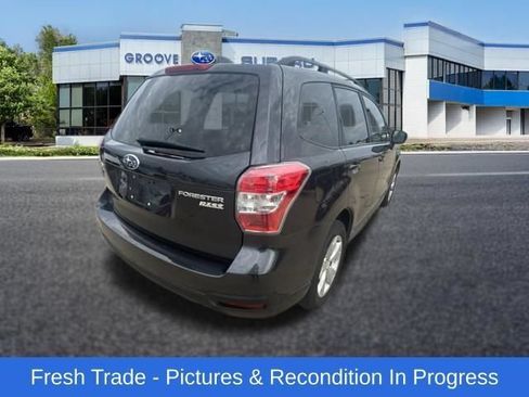 Used 2016 Subaru Forester 2.5i Premium w/ All-Weather Package AWD/4WD image 6