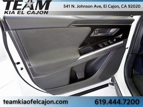 Used 2023 Subaru Solterra AWD image 22