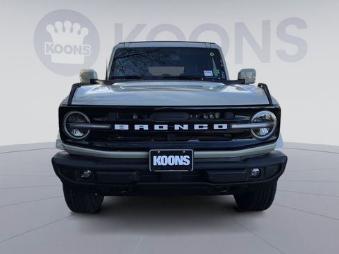 New 2025 Ford Bronco Outer Banks image 11