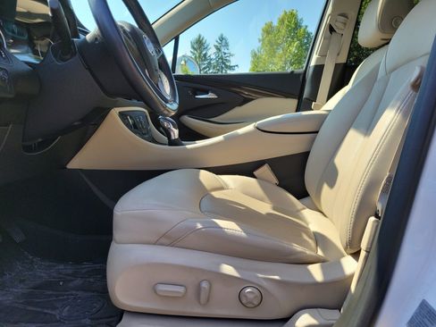 Used 2020 Buick Envision Premium AWD/4WD image 16