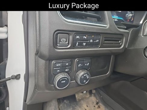 Used 2022 Chevrolet Tahoe RST w/ Luxury Package image 13