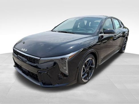 New 2026 Kia K4 GT-Line w/ GT-Line Premium Package FWD image 3