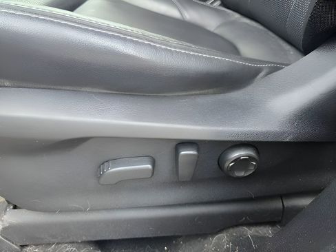 Used 2023 Subaru Ascent Touring image 16