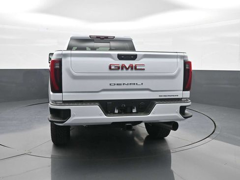 New 2026 GMC Sierra 2500 Denali w/ Technology Package AWD/4WD image 6
