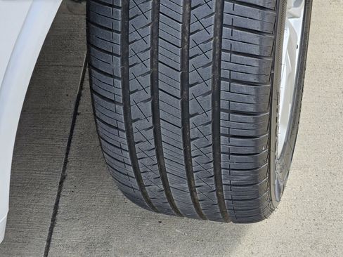 Used 2023 Dodge Durango GT image 13