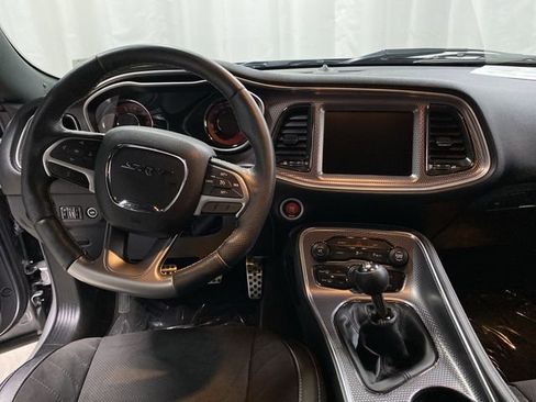 Used 2015 Dodge Challenger SRT Hellcat image 5