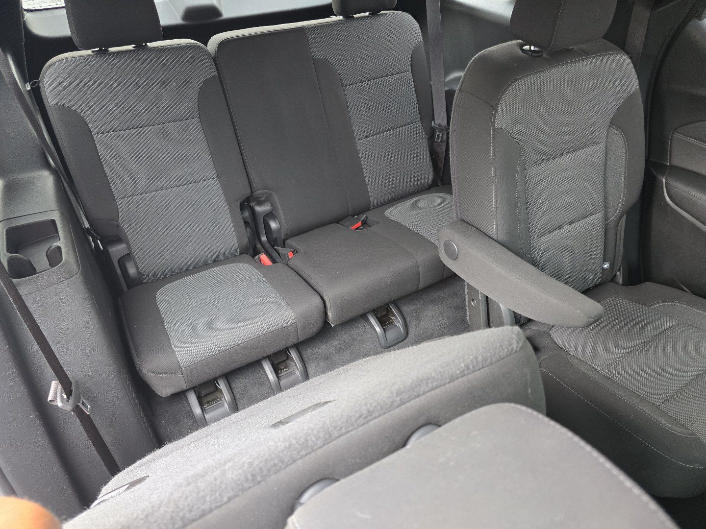 Used 2023 Chevrolet Traverse LT FWD image 30
