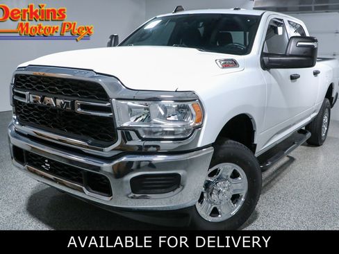 Used 2024 RAM 2500 Tradesman w/ Chrome Appearance Group AWD/4WD image 1