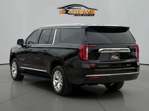 Used 2022 GMC Yukon XL SLT w/ SLT Premium Package AWD/4WD image 4